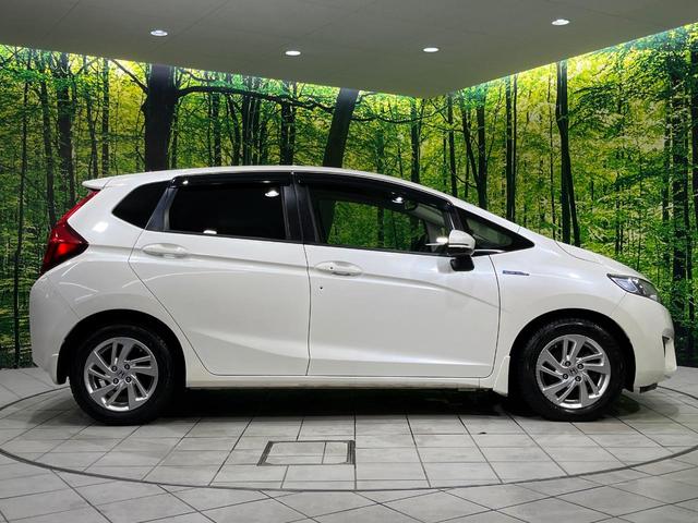 フィットハイブリッド Ｌパッケージ　純正ナビ　バックカメラ　寒冷地仕様　シティブレーキアクティブシステム　禁煙車　ドラレコ　スマートキー　ＬＥＤヘッド　ＥＴＣ　純正１５インチアルミ　オートライト　オートエアコン　Ｂｌｕｅｔｏｏｔｈ（49枚目）