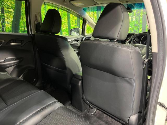 フィットハイブリッド Ｌパッケージ　純正ナビ　バックカメラ　寒冷地仕様　シティブレーキアクティブシステム　禁煙車　ドラレコ　スマートキー　ＬＥＤヘッド　ＥＴＣ　純正１５インチアルミ　オートライト　オートエアコン　Ｂｌｕｅｔｏｏｔｈ（58枚目）