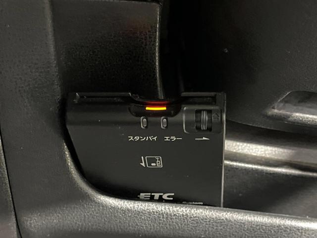 ノート Ｘ　純正ＳＤナビ　禁煙車　スマートキー　ＥＴＣ　Ｂｌｕｅｔｏｏｔｈ　ＣＤ　ＤＶＤ再生（4枚目）