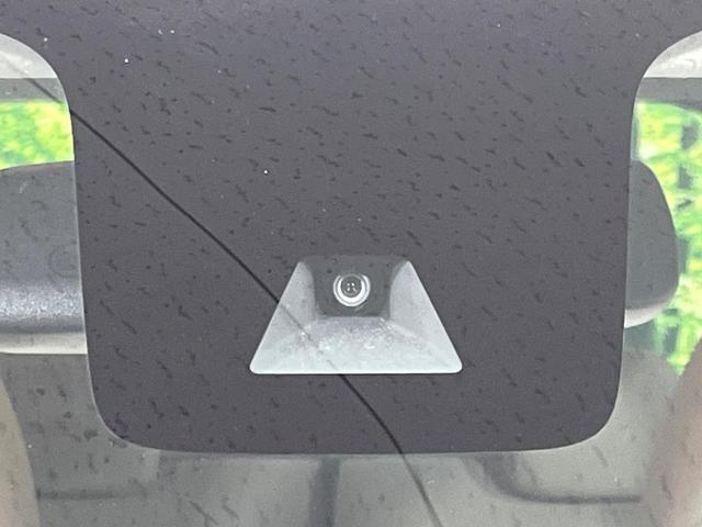 �y�C���e���W�F���g�G�}�[�W�F���V�[�u���[�L�z�t�����g�J�����őO���̎ԗ�����s�҂����m�B�Փ˂������Ȏ��͏Փ˔�Q�y���u���[�L���쓮�A�Փˉ�����T�|�[�g�B�����S�Ƀh���C�u�����y���݂��������܂��B