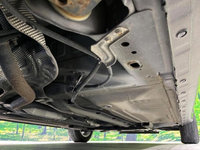 マーチ ボレロ　４ＷＤ　ＳＤナビ　禁煙車　スマートキー　ドラレコ　ＥＴＣ　オートエアコン　Ｂｌｕｅｔｏｏｔｈ　フルセグ　ＣＤ／ＤＶＤ再生（23枚目）