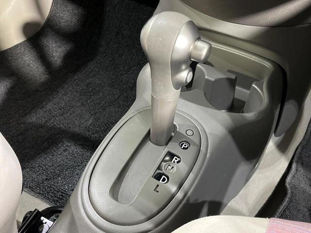 マーチ ボレロ　４ＷＤ　ＳＤナビ　禁煙車　スマートキー　ドラレコ　ＥＴＣ　オートエアコン　Ｂｌｕｅｔｏｏｔｈ　フルセグ　ＣＤ／ＤＶＤ再生（34枚目）