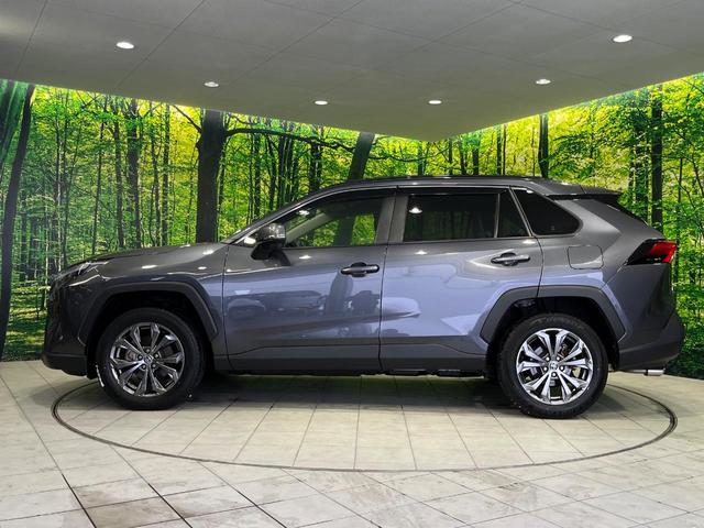 ＲＡＶ４ ハイブリッドＸ　４ＷＤ　純正ディスプレイ　バックカメラ　トヨタセーフティセンス　レーダークルーズ　禁煙車　ドラレコ　コーナーセンサー　スマートキー　ＬＥＤヘッド　ルーフレール　ＥＴＣ２．０　純正１８インチＡＷ（42枚目）
