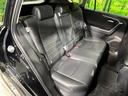 後部座席も気になるようなキズ・汚れやへたり等、大きなダメージはなく、良好な状態です。