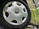 Ｅ　４ＷＤ　禁煙車　運転席シートヒーター　スマートキー　ＥＴＣ　ＣＤ再生　電動格納ミラー（13枚目）