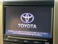 �ڽ��������ʥӡۿ͵��ν����ʥӤ������������ǥ�����ǽ�⽼�¤��Ƥ��ꡢ�£�������������³����Ф������Υ��ޥۤ�ͣУ��ץ쥤�䡼�β��ڤ������ǽ�������α�ž������˳ڤ����ʤ�ޤ����� 4