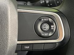 �ڥ����ץƥ��֥��롼������ȥ�����۹�®ƻϩ�Ǥ�Ĺ��Υ���Ԥ��ڤˡ�����ư��®�٤��ݤĥ��롼������ȥ����뤬�����ͷڸ������ƥ��Ϣ�Ȥ��������μ�ξ���Τ��Ƽִ֤��ݤĤ褦��®��Ĵ�ᤷ�Ƥ���ޤ����� 6