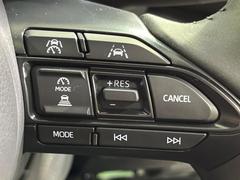 �ڥ졼�������롼������ȥ�����۹�®ƻϩ�Ǥ�Ĺ��Υ���Ԥ��ڤˡ�����ư��®�٤��ݤĥ��롼������ȥ����뤬�����ͷڸ������ƥ��Ϣ�Ȥ��������μ�ξ���Τ��Ƽִ֤��ݤĤ褦��®��Ĵ�ᤷ�Ƥ���ޤ����� 6