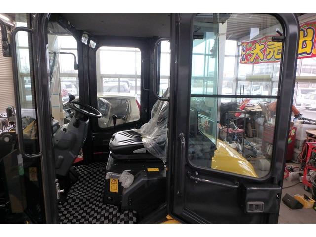 日本 　コマツ　ホイルローダーＷＡ３０除雪仕様車　稼働８０時間　キャビンヒーター　スパイクタイヤ　サスペンションシート　幅広バケット（14枚目）