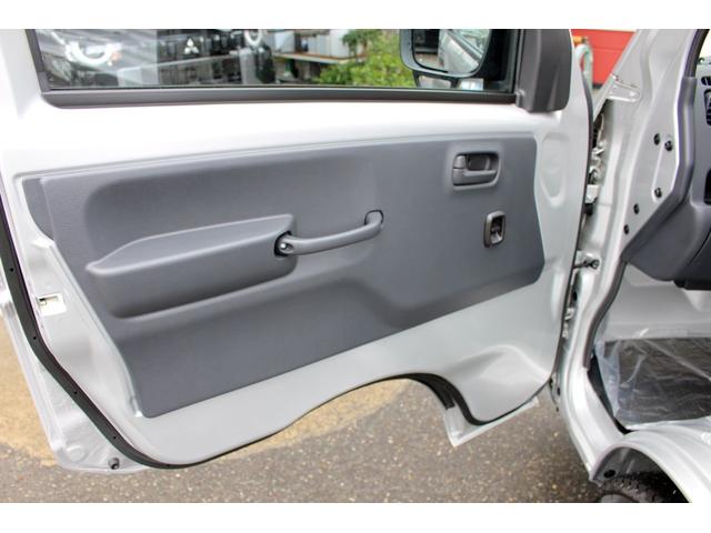 キャリイトラック ＫＣエアコン・パワステ　４ＷＤ　届出済み未使用車　ブレーキサポート　キーレス集中ドアロック（21枚目）