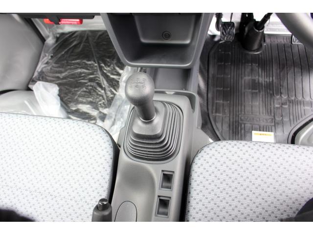 キャリイトラック ＫＣエアコン・パワステ　４ＷＤ　届出済み未使用車　ブレーキサポート　キーレス集中ドアロック（25枚目）