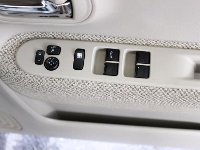 アルトラパン Ｘ　４ＷＤ　ブレーキサポート　ＨＩＤヘッドライト　キーフリープッシュスタート（6枚目）