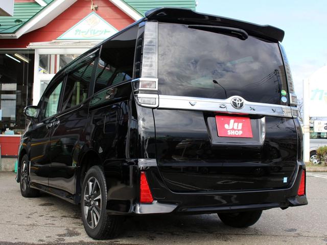 ヴォクシー ＺＳ　煌　４ＷＤ　ブレーキサポート　両側オートスライドドア　Ｂｌｕｅｔｏｏｔｈ対応ナビ　リアフリップダウンモニター（7枚目）