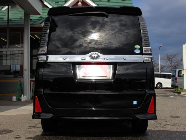 ヴォクシー ＺＳ　煌　４ＷＤ　ブレーキサポート　両側オートスライドドア　Ｂｌｕｅｔｏｏｔｈ対応ナビ　リアフリップダウンモニター（8枚目）