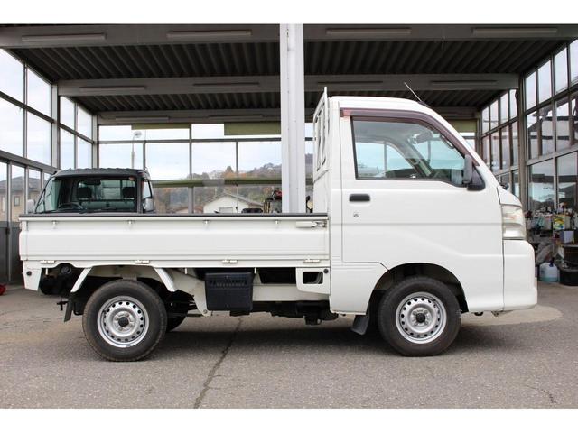 ハイゼットトラック エアコン・パワステ　スペシャル　４ＷＤ　エアコン　パワステ　荷台ゴムマット（9枚目）