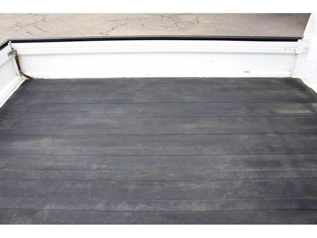 ハイゼットトラック エアコン・パワステ　スペシャル　４ＷＤ　エアコン　パワステ　荷台ゴムマット（19枚目）