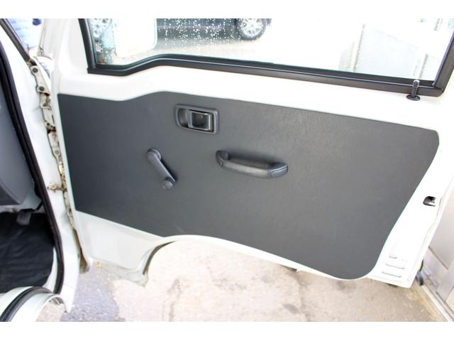 ハイゼットトラック エアコン・パワステ　スペシャル　４ＷＤ　エアコン　パワステ　荷台ゴムマット（24枚目）