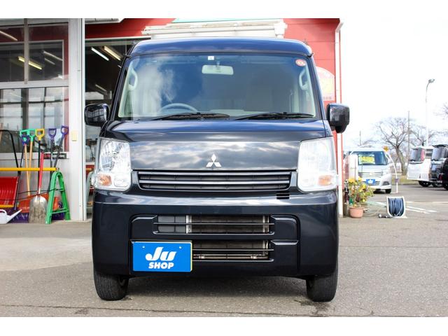 ミニキャブバン ブラボー　４ＷＤ　ＯＤ付４速オートマ　リアヒーター　Ｂｌｕｅｔｏｏｔｈ対応ナビ（3枚目）