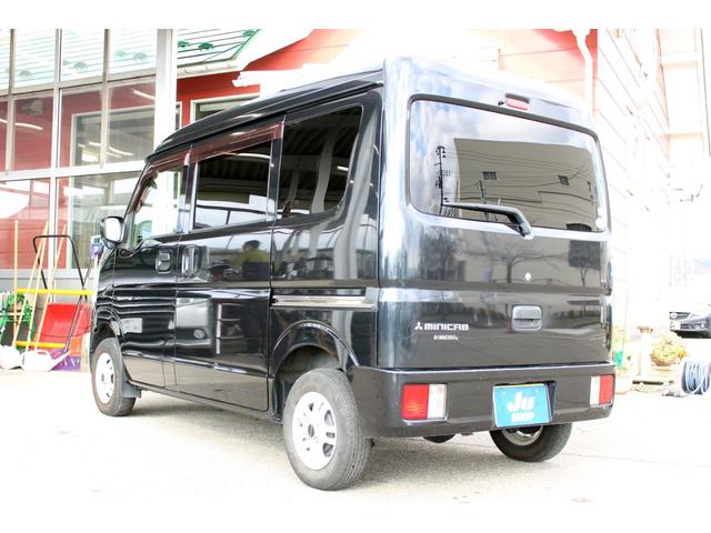 ミニキャブバン ブラボー　４ＷＤ　ＯＤ付４速オートマ　リアヒーター　Ｂｌｕｅｔｏｏｔｈ対応ナビ（7枚目）