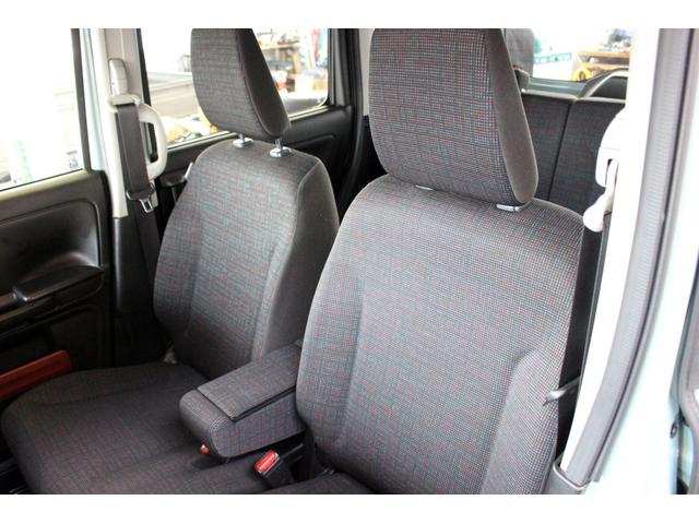 スペーシア ハイブリッドＸ　４ＷＤ　ブレーキサポート　両側オートスライドドア　ナビ　ＣＤチューナー（25枚目）