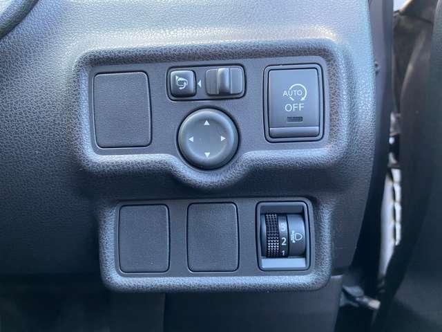 ノート １．２　Ｘ　純正ナビ／１セグＴＶ　バックモニター（13枚目）