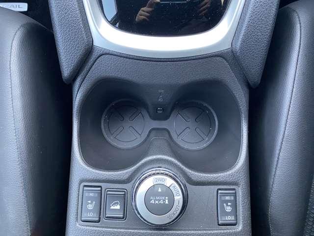 エクストレイル ２．０　２０Ｘｔｔ　エマージェンシーブレーキパッケージ　２列車　４ＷＤ（13枚目）