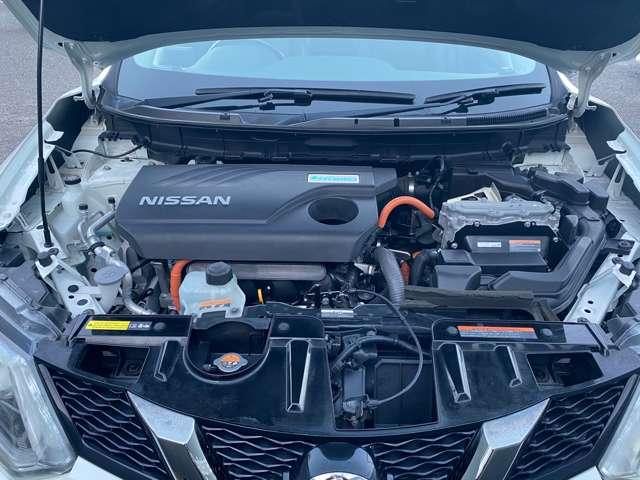 エクストレイル ２．０　モード・プレミア　ハイブリッド　オーテック　３０ｔｈ　アニバーサリー　４ＷＤ（20枚目）