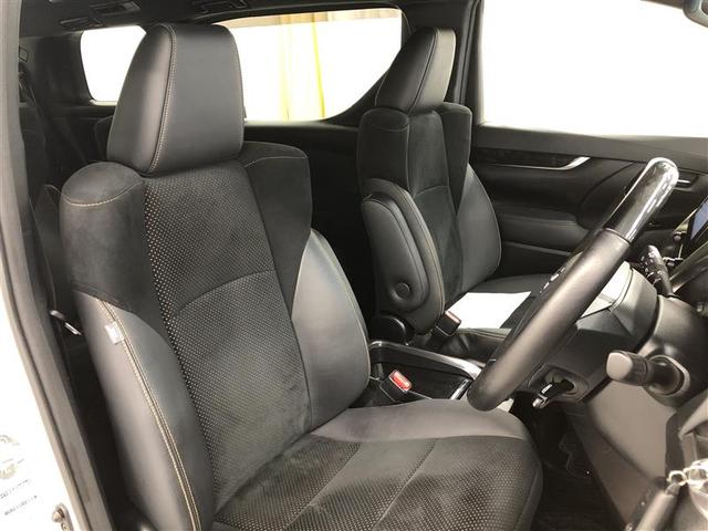 アルファード ２．５Ｓ　タイプゴールド　衝突被害軽減システム　ナビ＆ＴＶ　後席モニター　バックカメラ　ＥＴＣ　アルミホイール　両側電動スライド　乗車定員７人　オートクルーズコントロール　ＬＥＤヘッドランプ　１００Ｖ電源　ワンオーナー（17枚目）