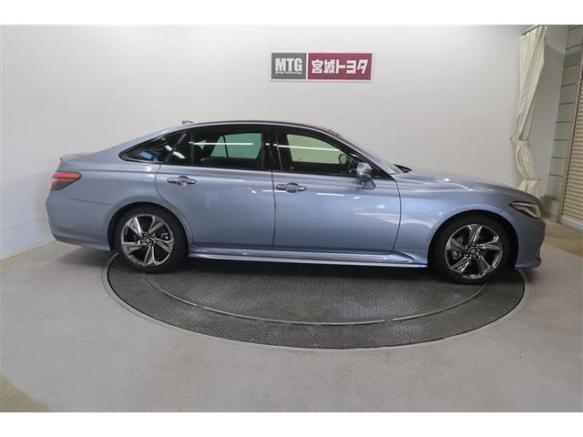 クラウン ＲＳ　衝突被害軽減システム　ナビ＆ＴＶ　バックカメラ　ＥＴＣ　サンルーフ　アルミホイール　オートクルーズコントロール　ＬＥＤヘッドランプ　１００Ｖ電源（10枚目）