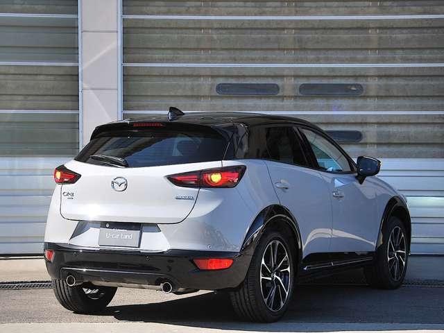 CX-3 1.5 15S ビビッド モノトーン 4WD ブラックキャビン・シグネチャーウイング(2枚目)