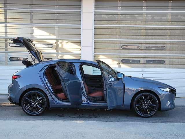 ＭＡＺＤＡ３ファストバック １．５　１５Ｓ　レトロスポーツエディション　・クルージング＆トラフィック・サポート（8枚目）