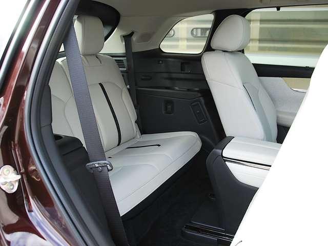 ＣＸ－８０ ３．３　ＸＤハイブリッド　エクスクルーシブ　モダン　ディーゼ　６人乗り仕様・セカンドシート（19枚目）