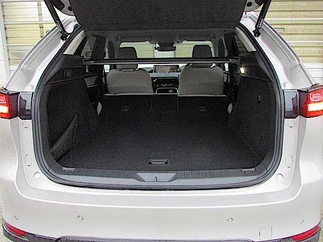 ���A�V�[�g�i�[���j�V�[�g��|���΍L��ȋ�ԂɁB�傫�ȉו������݂ɐςݍ��߂܂��B�e�������������@�����������@���������������@���@���������@�����������D�@�k�������@�������@�����������@�������������D