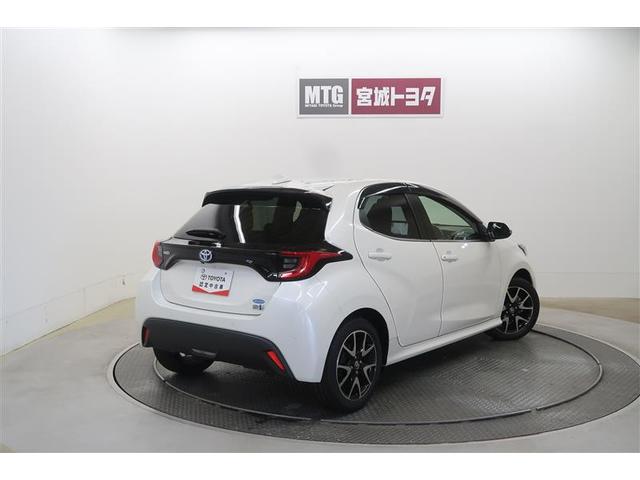 ヤリス ハイブリッドＺ　メモリーナビ　ミュージックプレイヤー接続可　バックカメラ　衝突被害軽減システム　ＥＴＣ　ドラレコ　ＬＥＤヘッドランプ　ワンオーナー（11枚目）