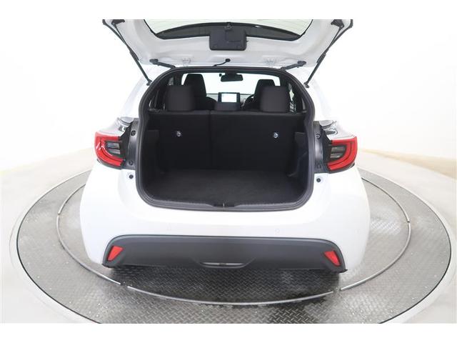 ヤリス ハイブリッドＺ　メモリーナビ　ミュージックプレイヤー接続可　バックカメラ　衝突被害軽減システム　ＥＴＣ　ドラレコ　ＬＥＤヘッドランプ　ワンオーナー（29枚目）