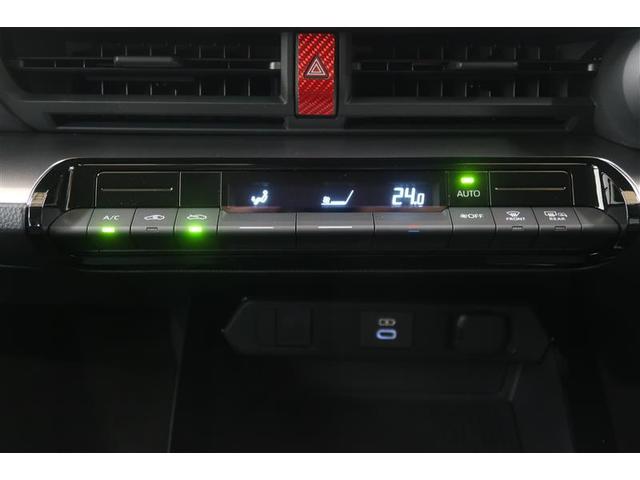 プリウス Ｘ　４ＷＤ　フルセグ　メモリーナビ　ＤＶＤ再生　ミュージックプレイヤー接続可　バックカメラ　衝突被害軽減システム　ＥＴＣ　ドラレコ　ＬＥＤヘッドランプ　ワンオーナー（17枚目）