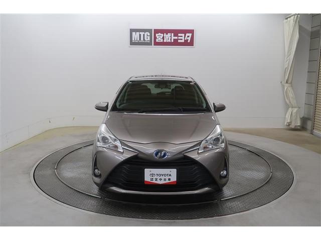 ヴィッツ ハイブリッドＵ　フルセグ　メモリーナビ　ＤＶＤ再生　バックカメラ　衝突被害軽減システム　ＥＴＣ　ドラレコ　ワンオーナー　記録簿（12枚目）