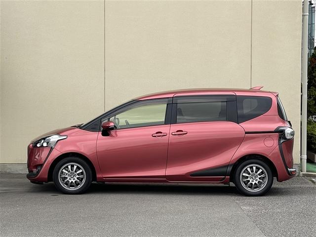 シエンタ G フルセグ メモリーナビ DVD再生 バックカメラ 衝突被害軽減システム ETC 両側電動スライド 乗車定員7人 3列シート ワンオーナー 記録簿 アイドリングストップ(2枚目)