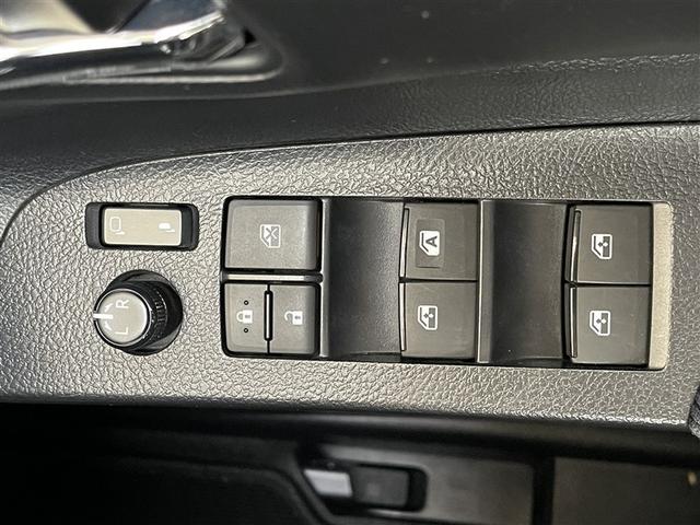 シエンタ G フルセグ メモリーナビ DVD再生 バックカメラ 衝突被害軽減システム ETC 両側電動スライド 乗車定員7人 3列シート ワンオーナー 記録簿 アイドリングストップ(21枚目)