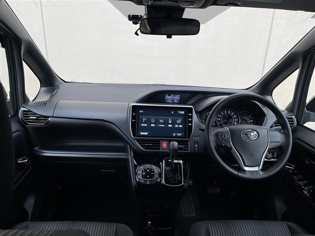 ノア Ｓｉ　４ＷＤ　フルセグ　メモリーナビ　ＤＶＤ再生　後席モニター　バックカメラ　衝突被害軽減システム　ＥＴＣ　両側電動スライド　ＬＥＤヘッドランプ　乗車定員７人　３列シート　ワンオーナー　記録簿（7枚目）