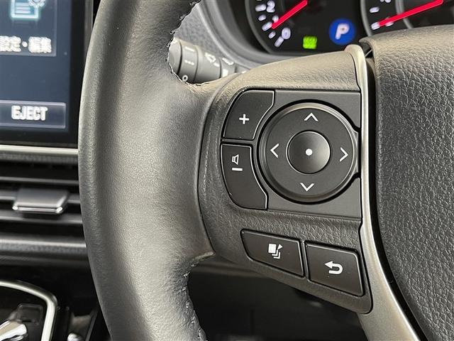 ノア Ｓｉ　４ＷＤ　フルセグ　メモリーナビ　ＤＶＤ再生　後席モニター　バックカメラ　衝突被害軽減システム　ＥＴＣ　両側電動スライド　ＬＥＤヘッドランプ　乗車定員７人　３列シート　ワンオーナー　記録簿（10枚目）