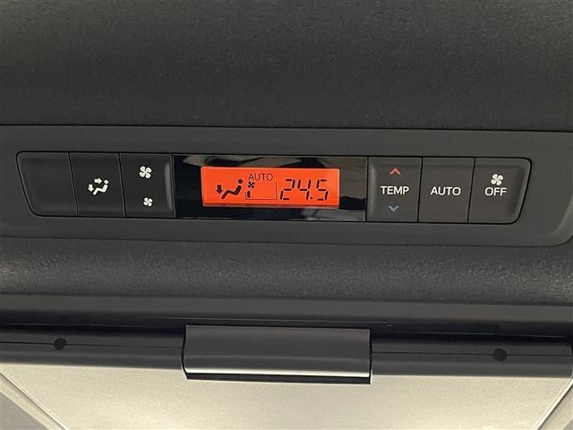 ノア Ｓｉ　４ＷＤ　フルセグ　メモリーナビ　ＤＶＤ再生　後席モニター　バックカメラ　衝突被害軽減システム　ＥＴＣ　両側電動スライド　ＬＥＤヘッドランプ　乗車定員７人　３列シート　ワンオーナー　記録簿（30枚目）