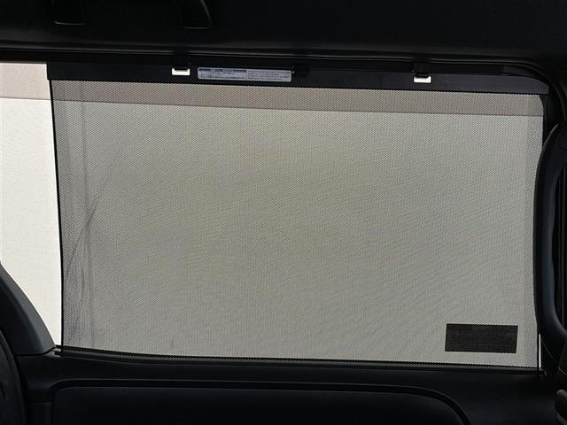 ノア Ｓｉ　４ＷＤ　フルセグ　メモリーナビ　ＤＶＤ再生　後席モニター　バックカメラ　衝突被害軽減システム　ＥＴＣ　両側電動スライド　ＬＥＤヘッドランプ　乗車定員７人　３列シート　ワンオーナー　記録簿（33枚目）