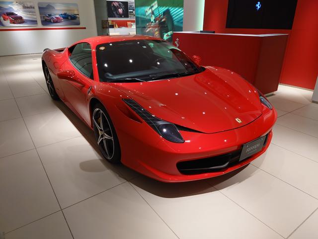 フェラーリ ４５８イタリア