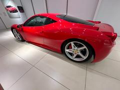 ４５８イタリア ベースグレード　Ｄ車　スクーデイリアフェラーリエンブレム　レッドカラーレブカウンター　ルーフトリムレザー 0900403A30230907W001 7