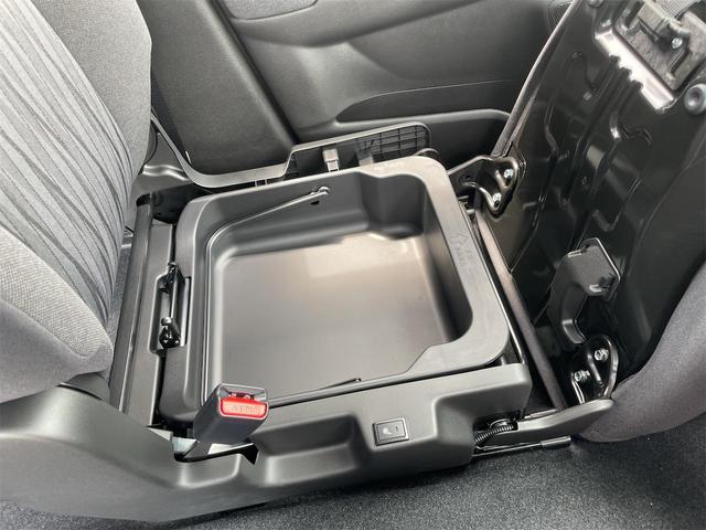 ソリオ ハイブリッドＭＸ　登録済未使用車　セーフティーサポート　アダプティブクルーズ　レーンアシスト　ディスプレイオーディオ　バックカメラ　フロアマット　前後パーキングセンサー　シートヒーター　パワースライドドア　　ＵＳＢ（58枚目）