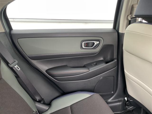 ヴェゼル e:HEV X・HuNTパッケージ 当社デモカー ホンダセンシング レーダークルーズ・レーンキープ ナビTVBカメラ ETC2.0 ルーフレール LEDオートハイビーム ハーフレザーシート パーキングセンサー USB Bluetooth(31枚目)