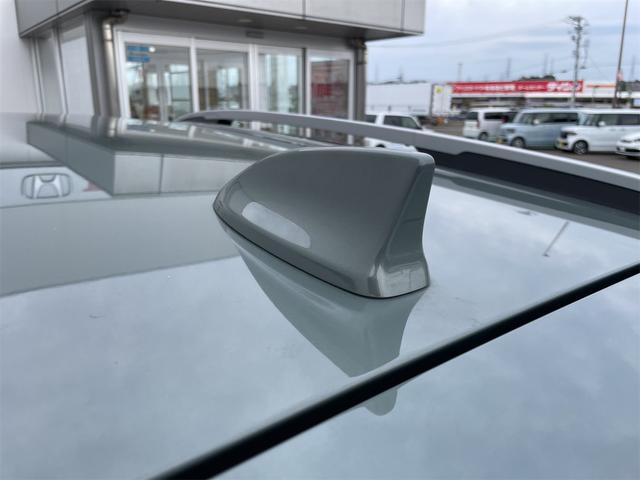 ヴェゼル e:HEV X・HuNTパッケージ 当社デモカー ホンダセンシング レーダークルーズ・レーンキープ ナビTVBカメラ ETC2.0 ルーフレール LEDオートハイビーム ハーフレザーシート パーキングセンサー USB Bluetooth(67枚目)