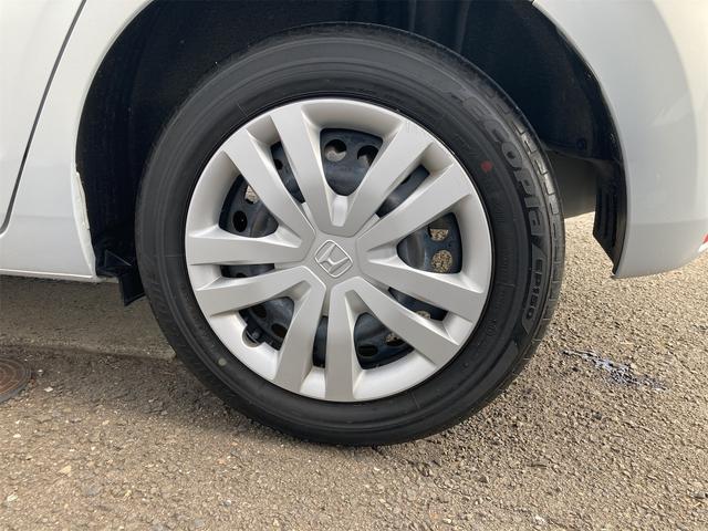 フィット e:HEVホーム ホンダセンシング 禁煙1オーナー レーダークルーズ レーンキープ 8インチ純正ナビTVBカメラ Blutooth プレミアムライトグレーインテリア LEDオートハイビーム USB パーキングセンサー(59枚目)