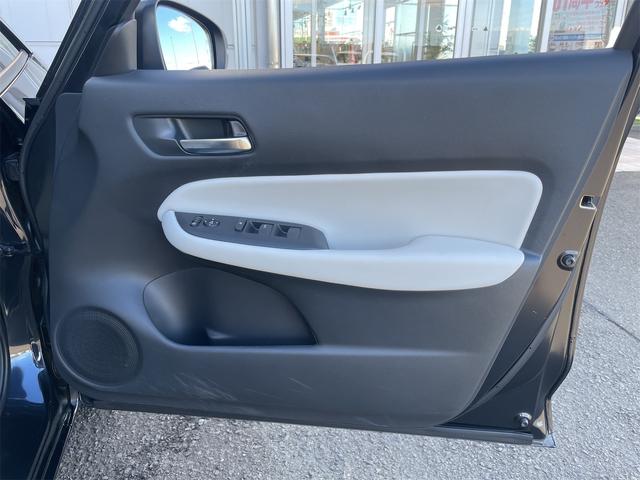 フィット ｅ：ＨＥＶホーム　禁煙１オーナー　プレミアムライトグレーインテリア　ホンダセンシング　レーンキープ　レーダークルーズ　ナビＴＶ　Ｂｌｕｔｏｏｔｈ　ＬＥＤオートハイビーム　パーキングセンサー　ＥＴＣ　ＵＳＢ　スマートキー（31枚目）